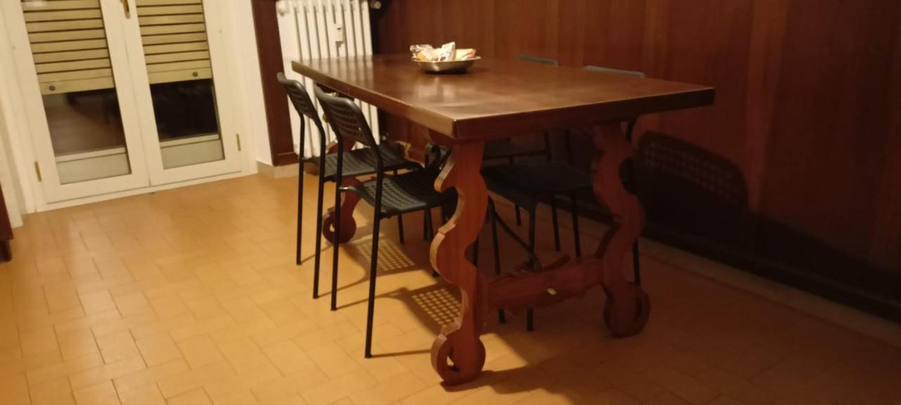 Appartement Casa Caty à Pinerol Extérieur photo